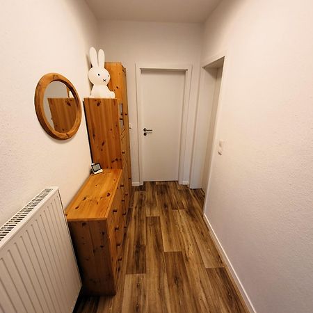 Radfreundliches Wohlfuehl-Apartment Mit Terrasse Und Parkplatz - Fewo Woody Schwerin  Exterior foto